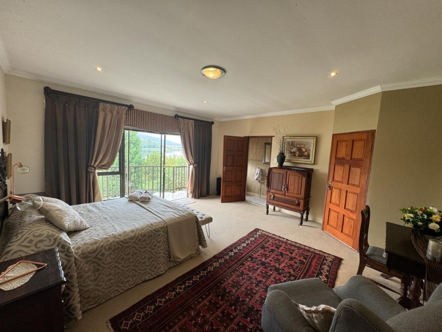 4 Bedroom Property for Sale in Birdwood Estate North West